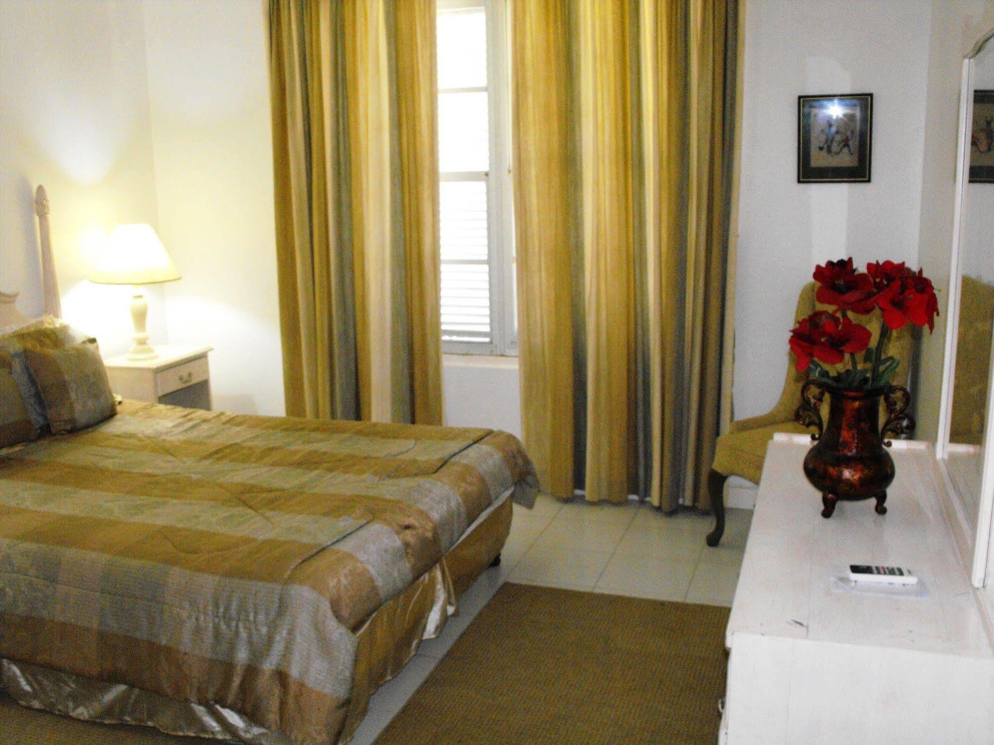 Sea Palms Resort Ocho Rios Exterior photo