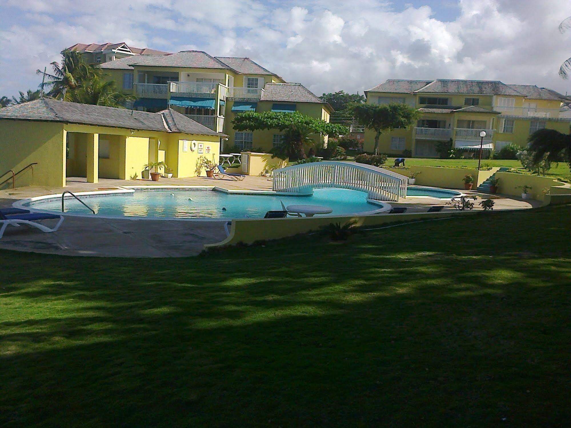 Sea Palms Resort Ocho Rios Exterior photo